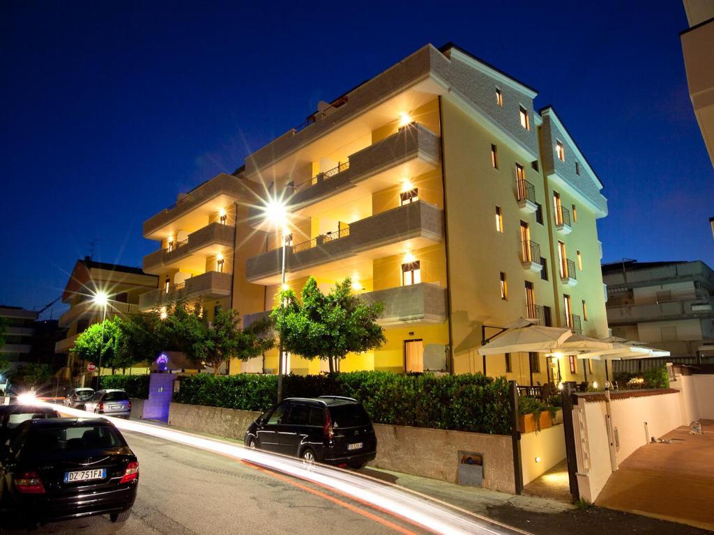 Residence La Guirita 托尔托雷托 外观 照片
